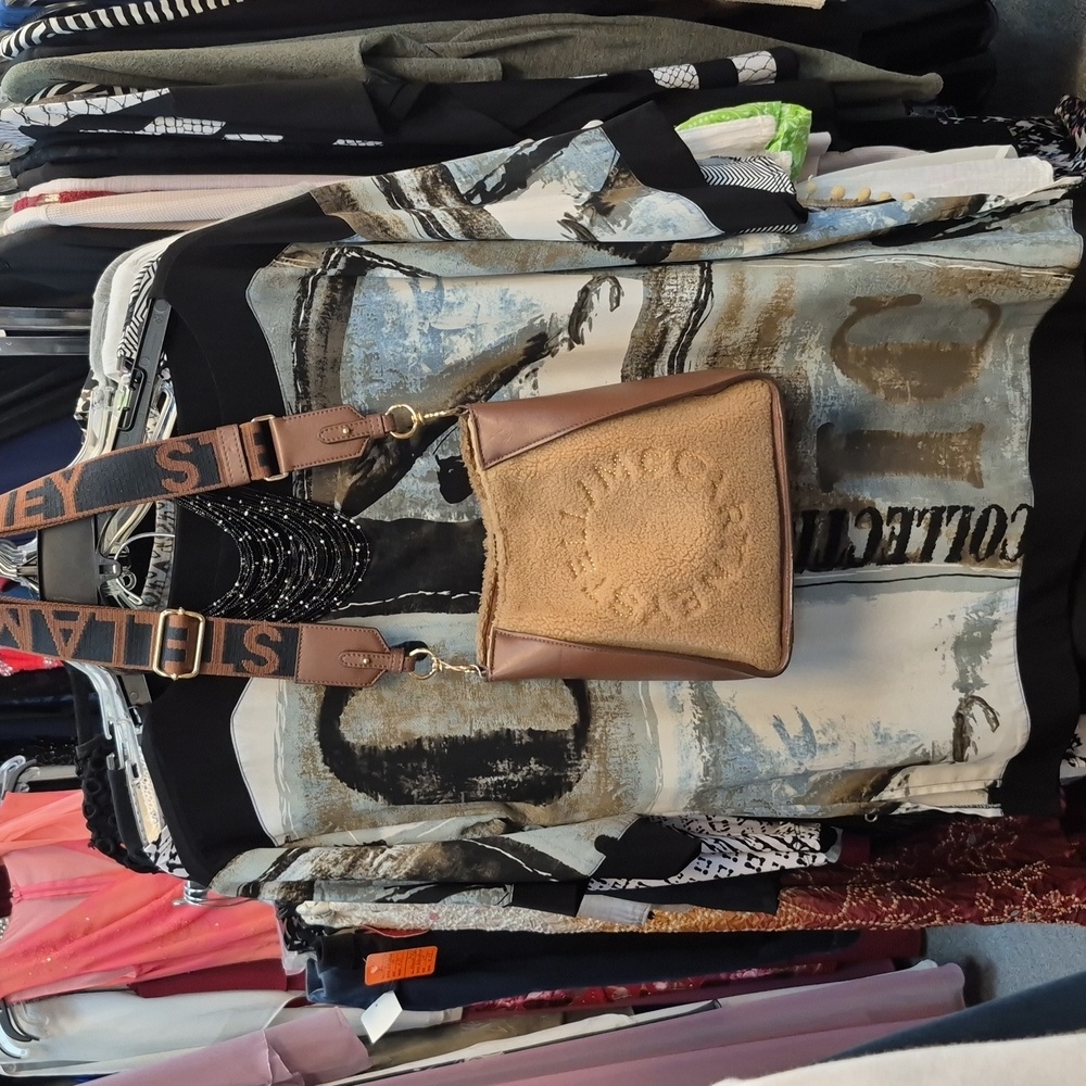 Handbag - Picture 8 of 8